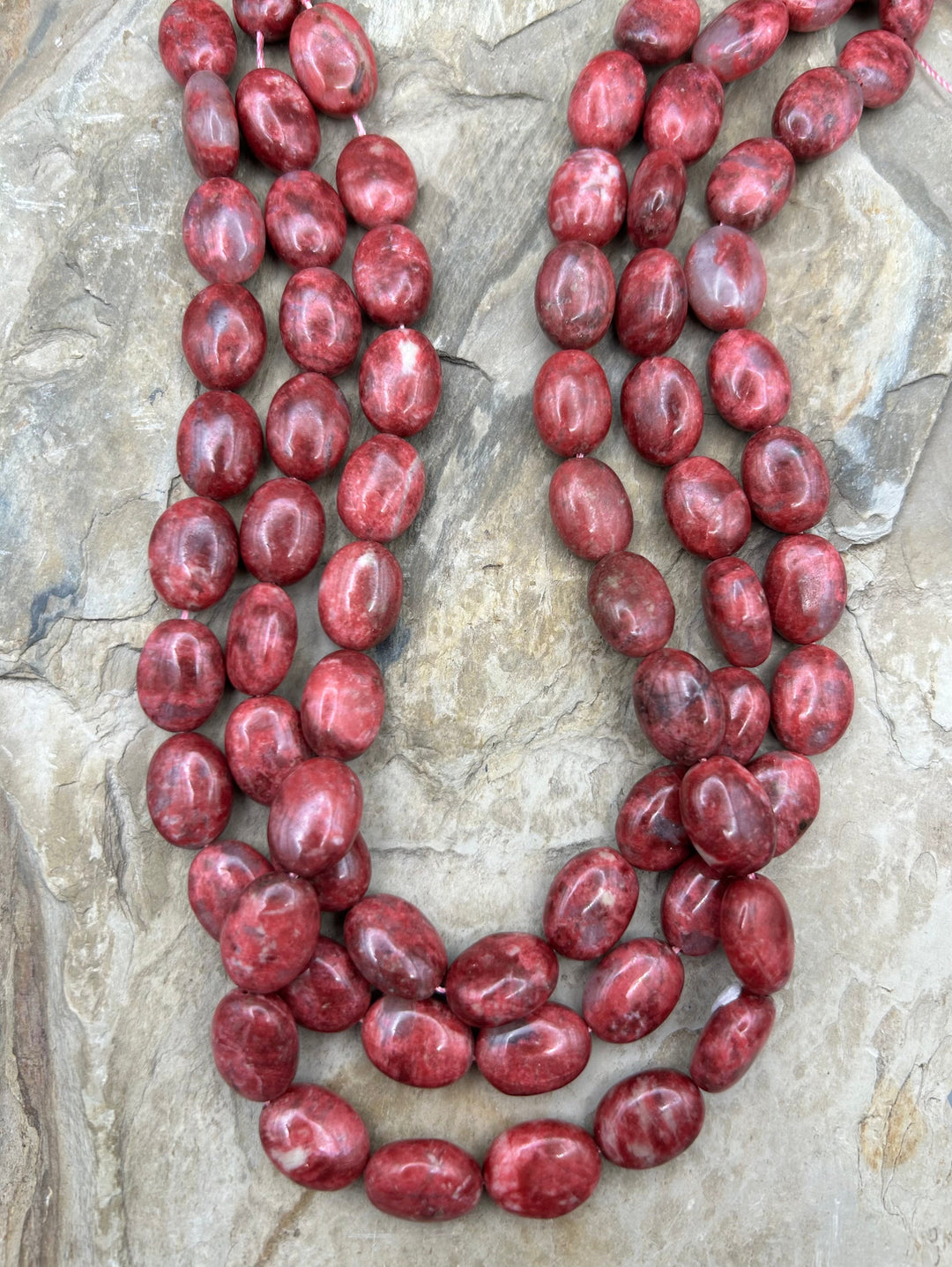 RARE Natural Thulite (Norway) BIG Oval Bead 12x16mm 16 Inch