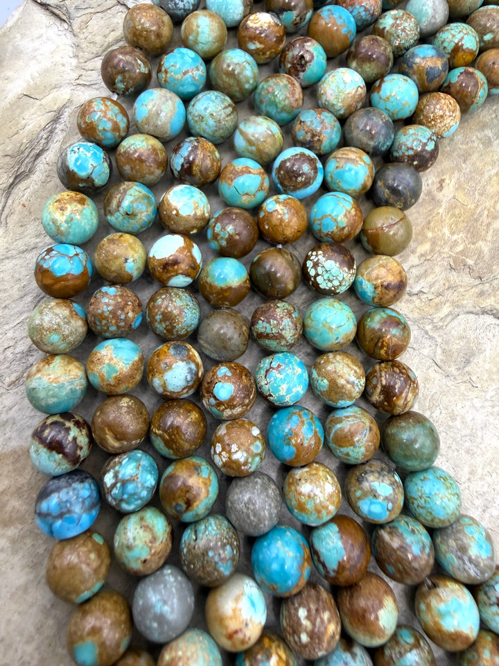 RARE Number 8 Turquoise (Nevada) 8mm Round Beads 7.5 Inch