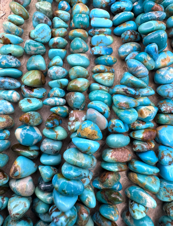 RARE Number 8 Turquoise (Nevada) Graduated 4-8 Chip/Nugget