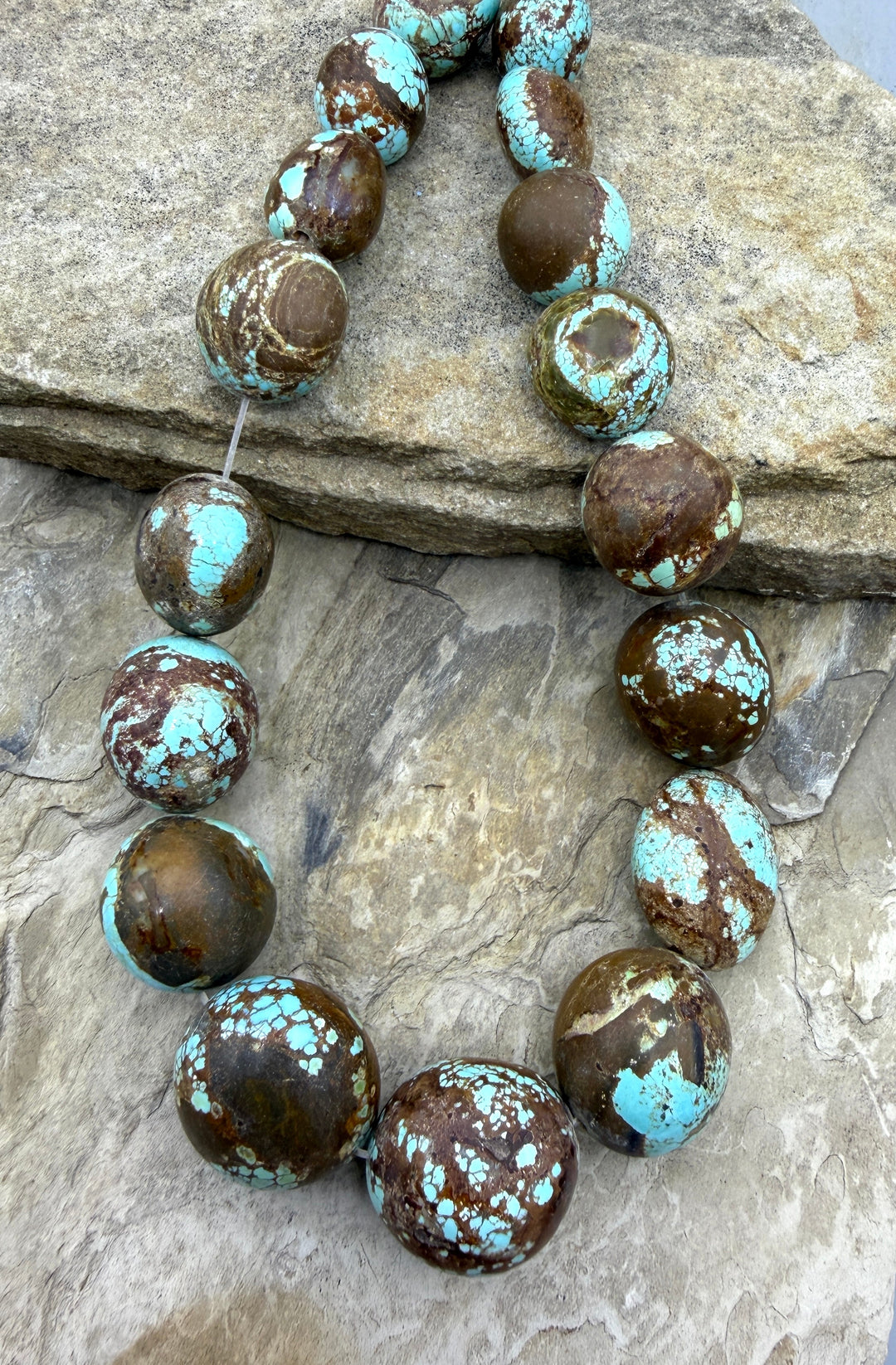 RARE Number 8 Turquoise (Nevada) HUGE Graduated (18-25mm)