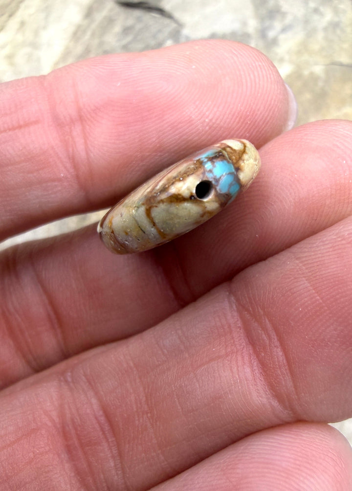 RARE Royston Ribbon Turquoise (NV) 16x23mm Oval Focal Bead