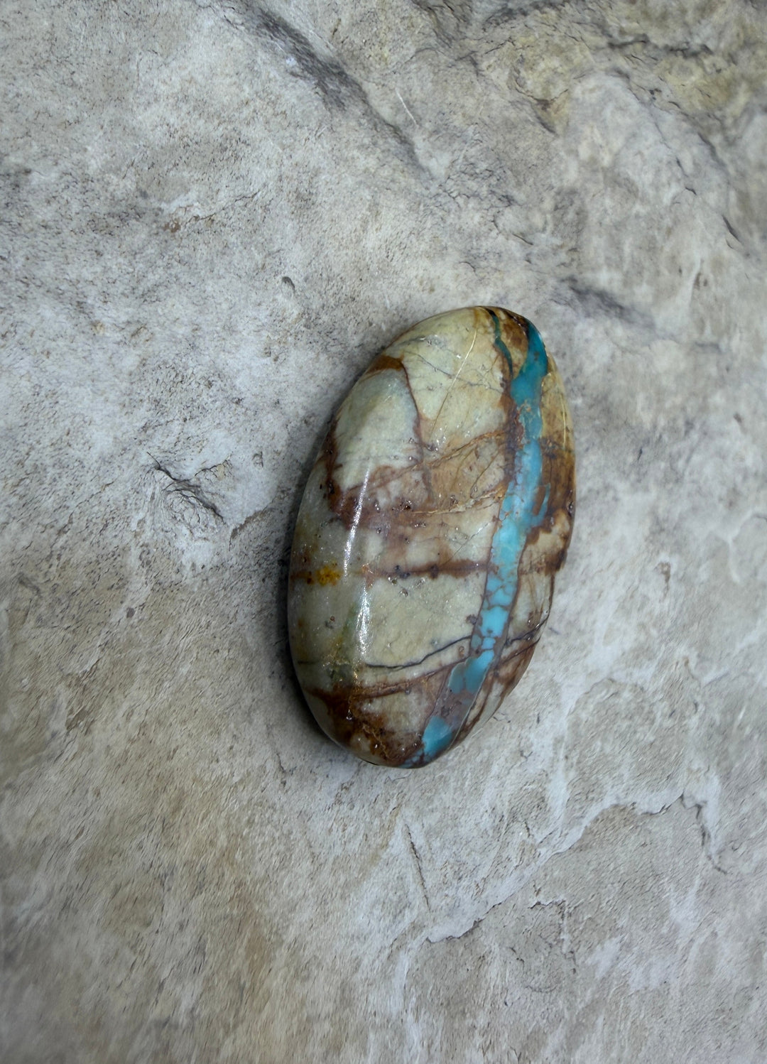 RARE Royston Ribbon Turquoise (NV) 16x23mm Oval Focal Bead