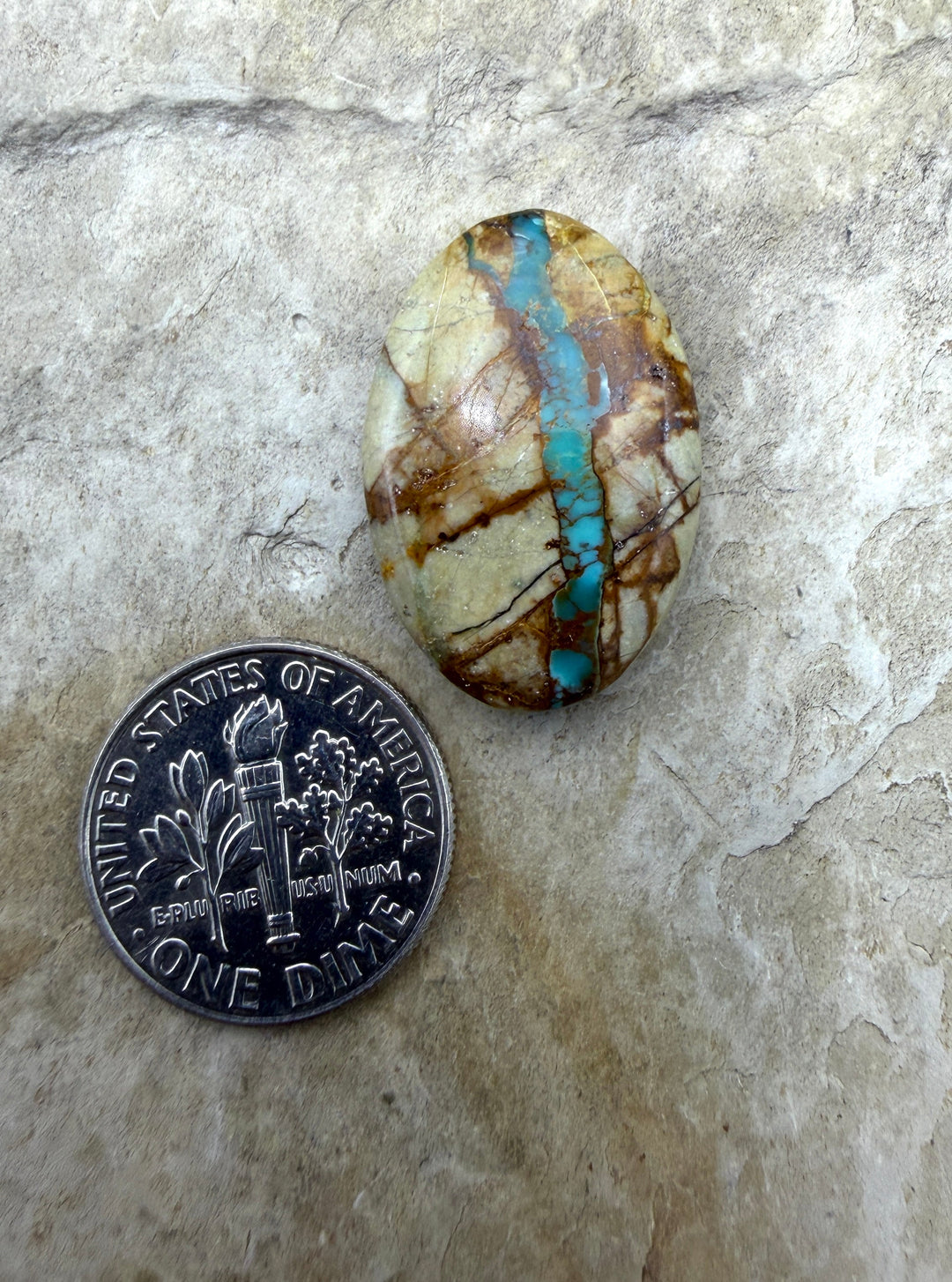RARE Royston Ribbon Turquoise (NV) 16x23mm Oval Focal Bead