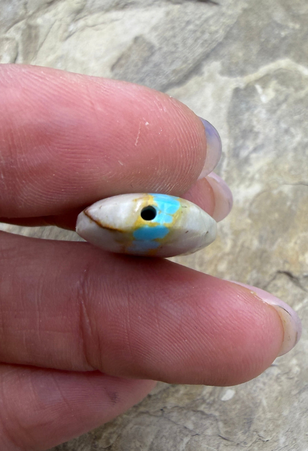 RARE Royston Ribbon Turquoise (NV) 16x23mm Oval Focal Bead