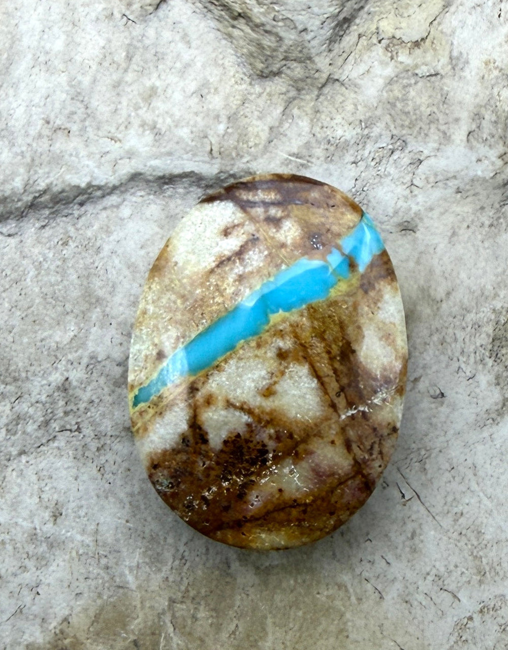 RARE Royston Ribbon Turquoise (NV) 18x24mm Oval Focal Bead