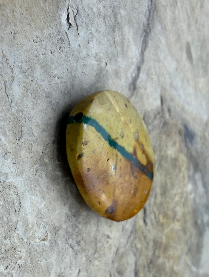 RARE Royston Ribbon Turquoise (NV) 21x38mm Oval Focal Bead