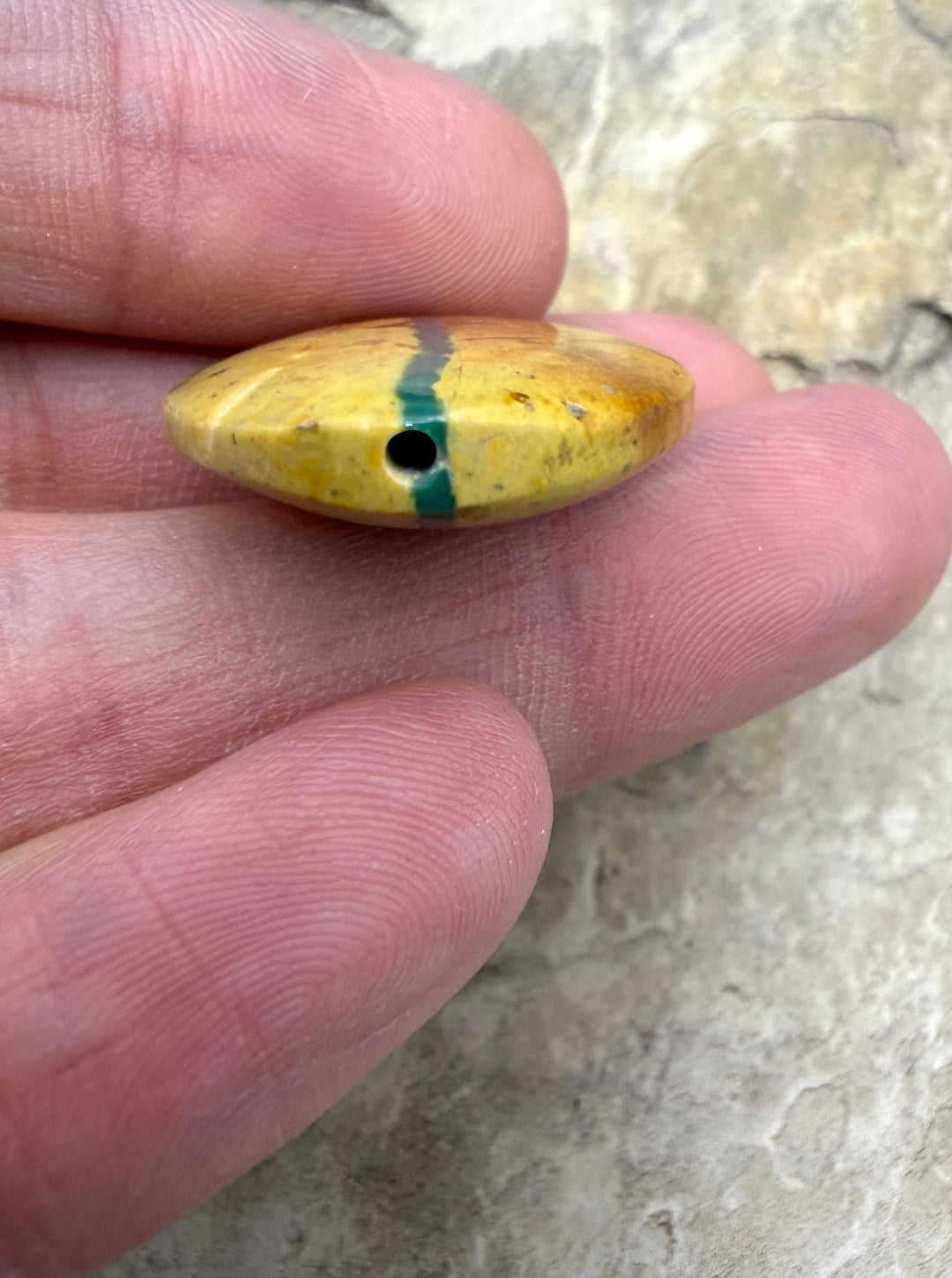 RARE Royston Ribbon Turquoise (NV) 21x38mm Oval Focal Bead