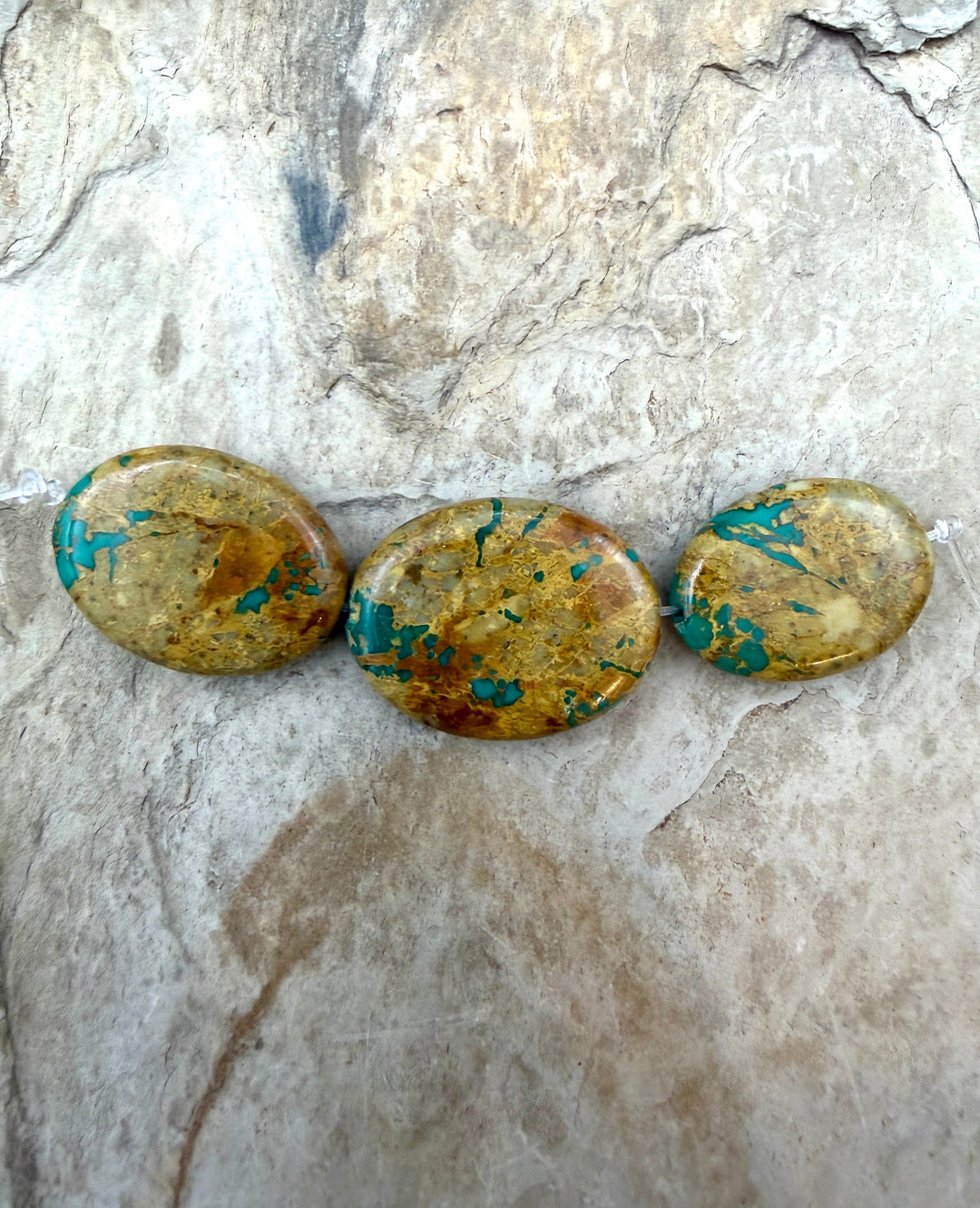 RARE Royston Ribbon Turquoise (NV) Handcut Graduated Oval