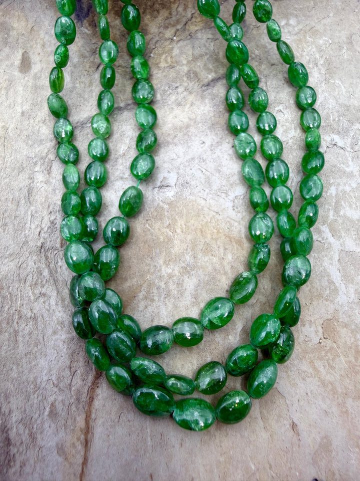 RARE Tsavorite Graduated (3x4mm-5x6mm) Oval Bead Strand 18
