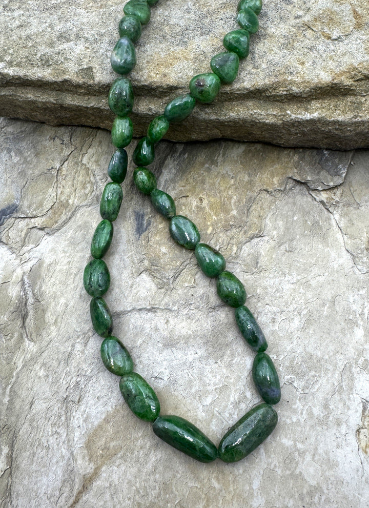 RARE Tsavorite (Tanzania) Graduated 8x10mm-9x21mm Nugget