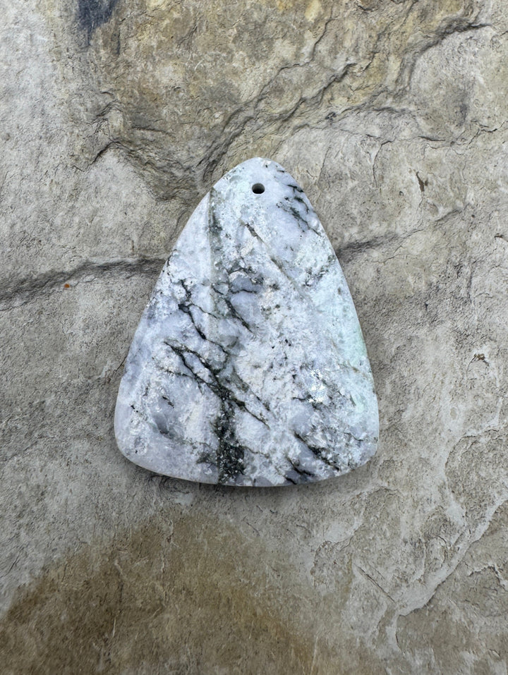 RARE White Buffalo (Arizona) Focal Pendant Bead 26x33mm