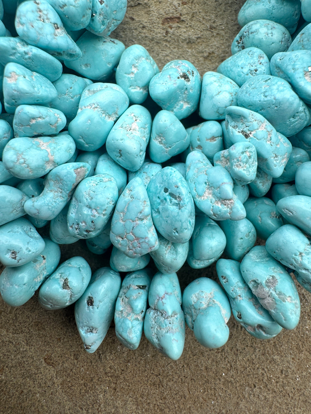 RARE White Creek Turquoise (Nevada) Large Graduated 8 16mm