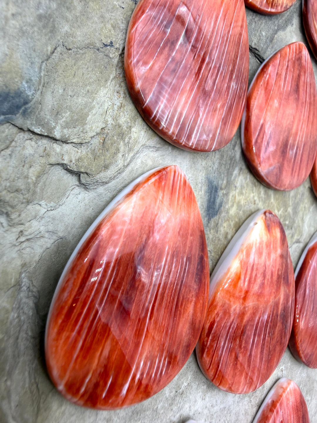 Red Spiny Oyster Focal Bead Pendant 35x45mm (side drilled)