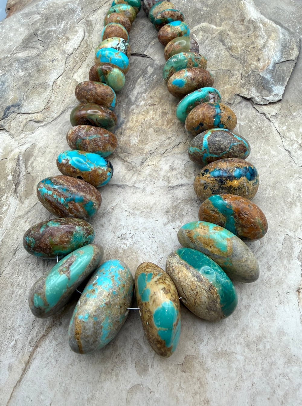 Royston Turquoise (Nevada)BIG Graduated Nugget Strand