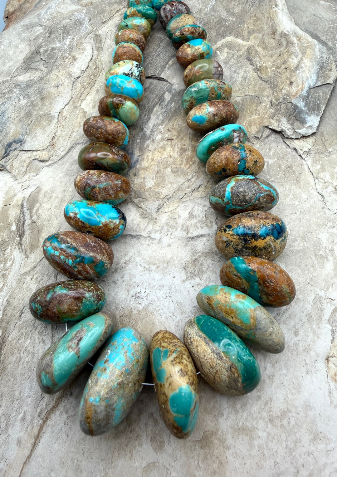 Royston Turquoise (Nevada)BIG Graduated Nugget Strand