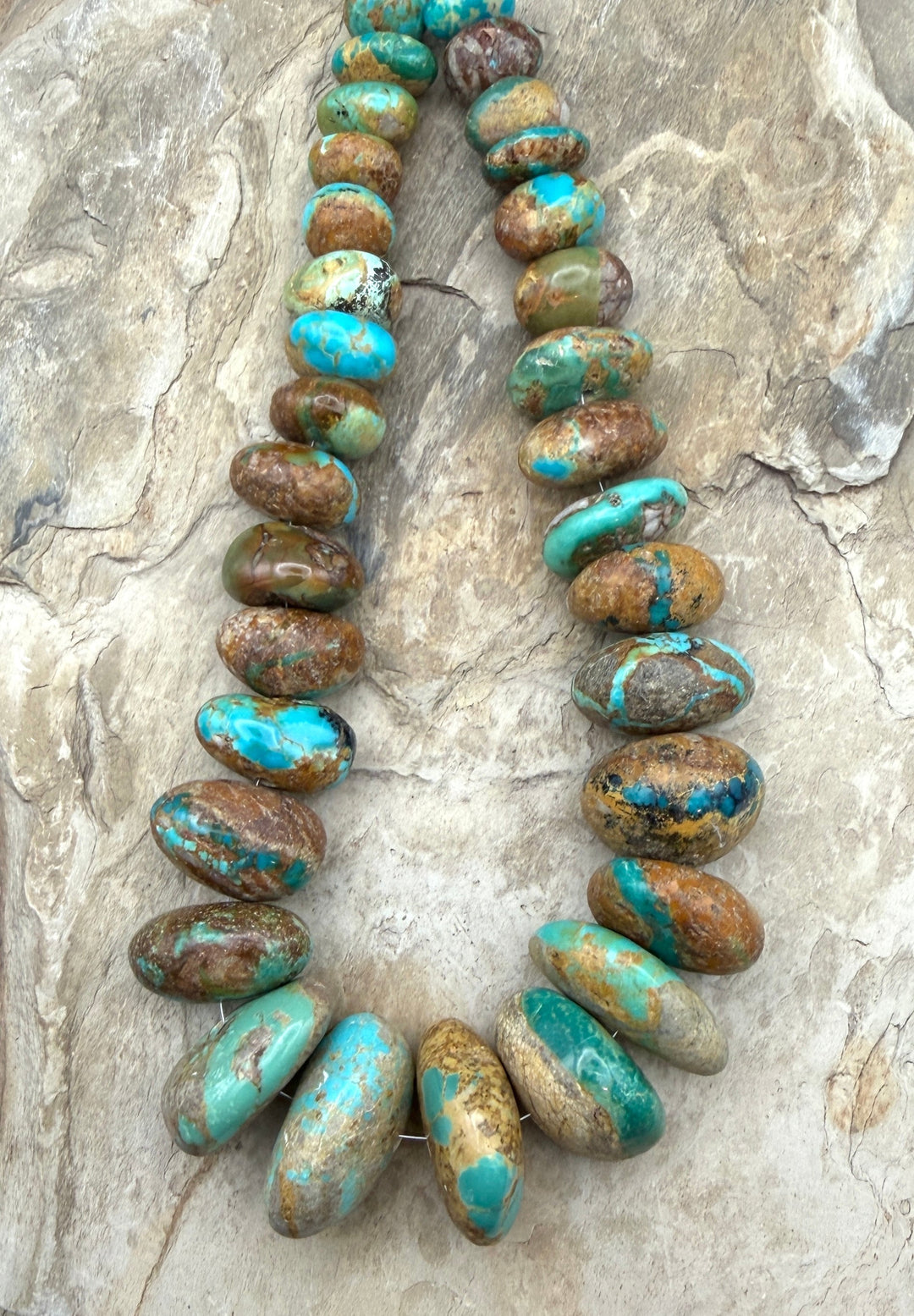 Royston Turquoise (Nevada)BIG Graduated Nugget Strand