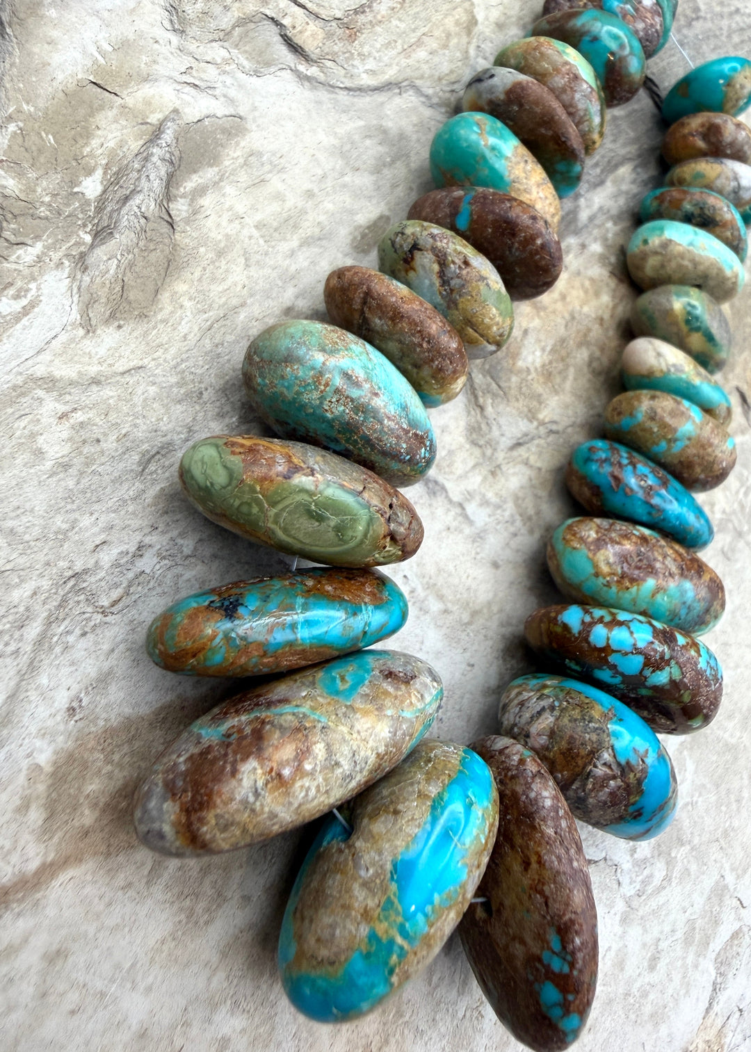 Royston Turquoise (Nevada)BIG Graduated Nugget Strand