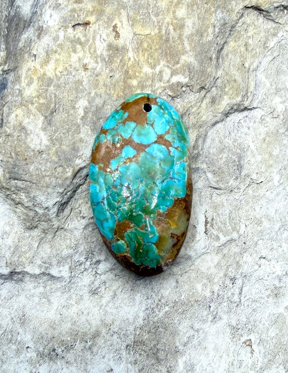 Royston Turquoise (NV) Focal Pedant Bead1 16x27x7mm