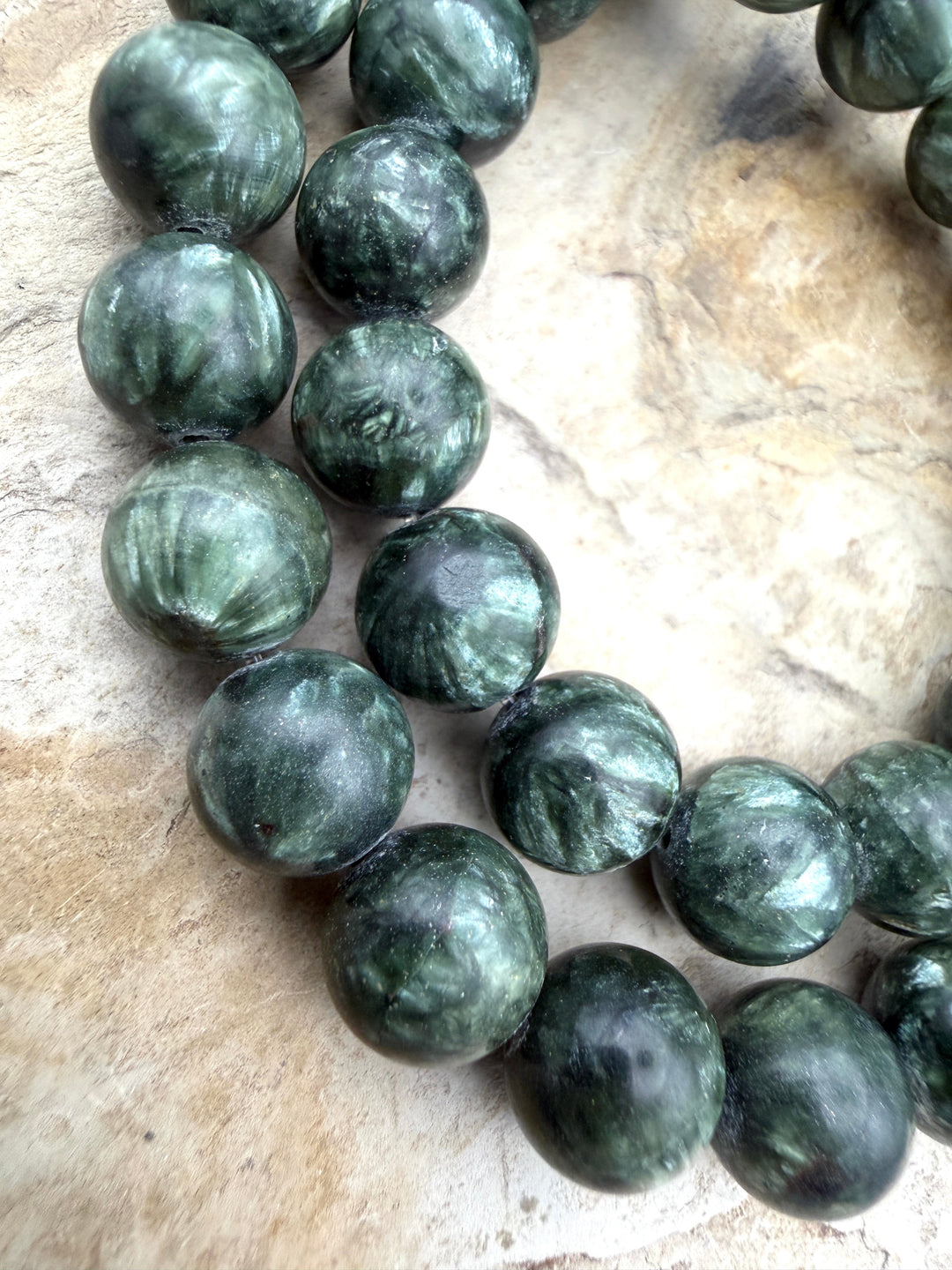 Seraphinite (Russia) 10.5mm Round Beads 8 Inch Strand/18