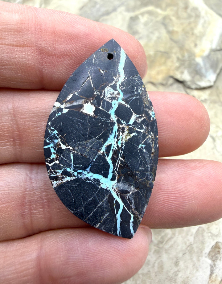 Sierra Nevada Ribbon Turquoise (Nevada) Focal Pendant Bead