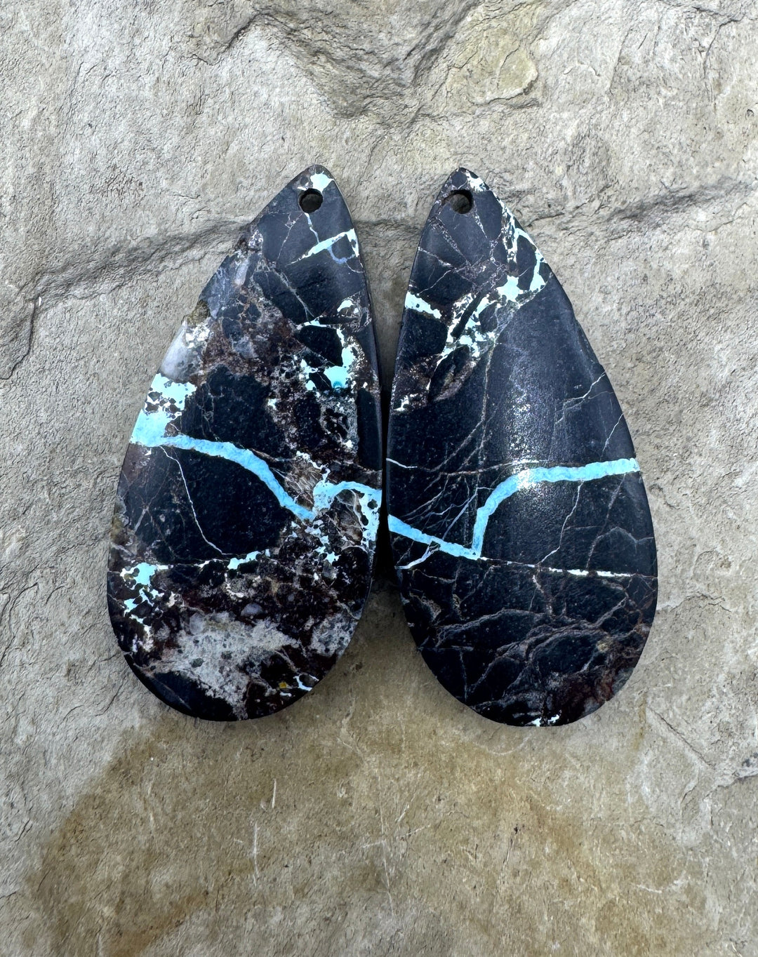 Sierra Nevada Ribbon Turquoise (Nevada) Matching Bead Slab