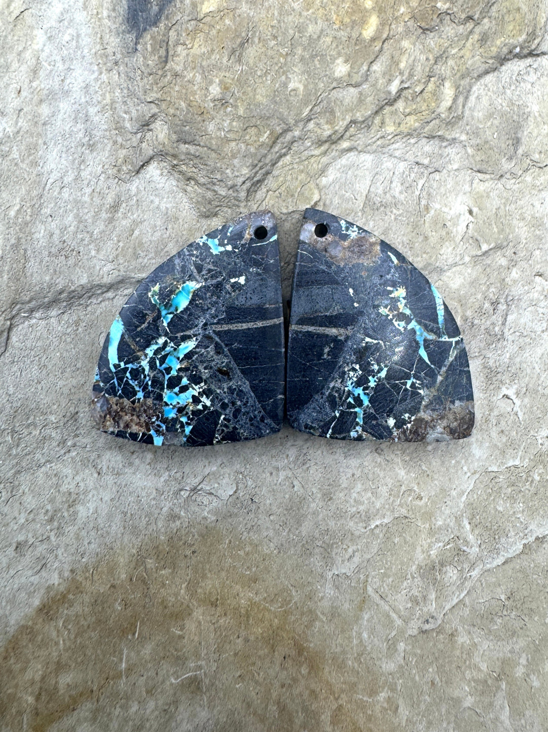 Sierra Nevada Ribbon Turquoise (Nevada) Matching Bead Slab