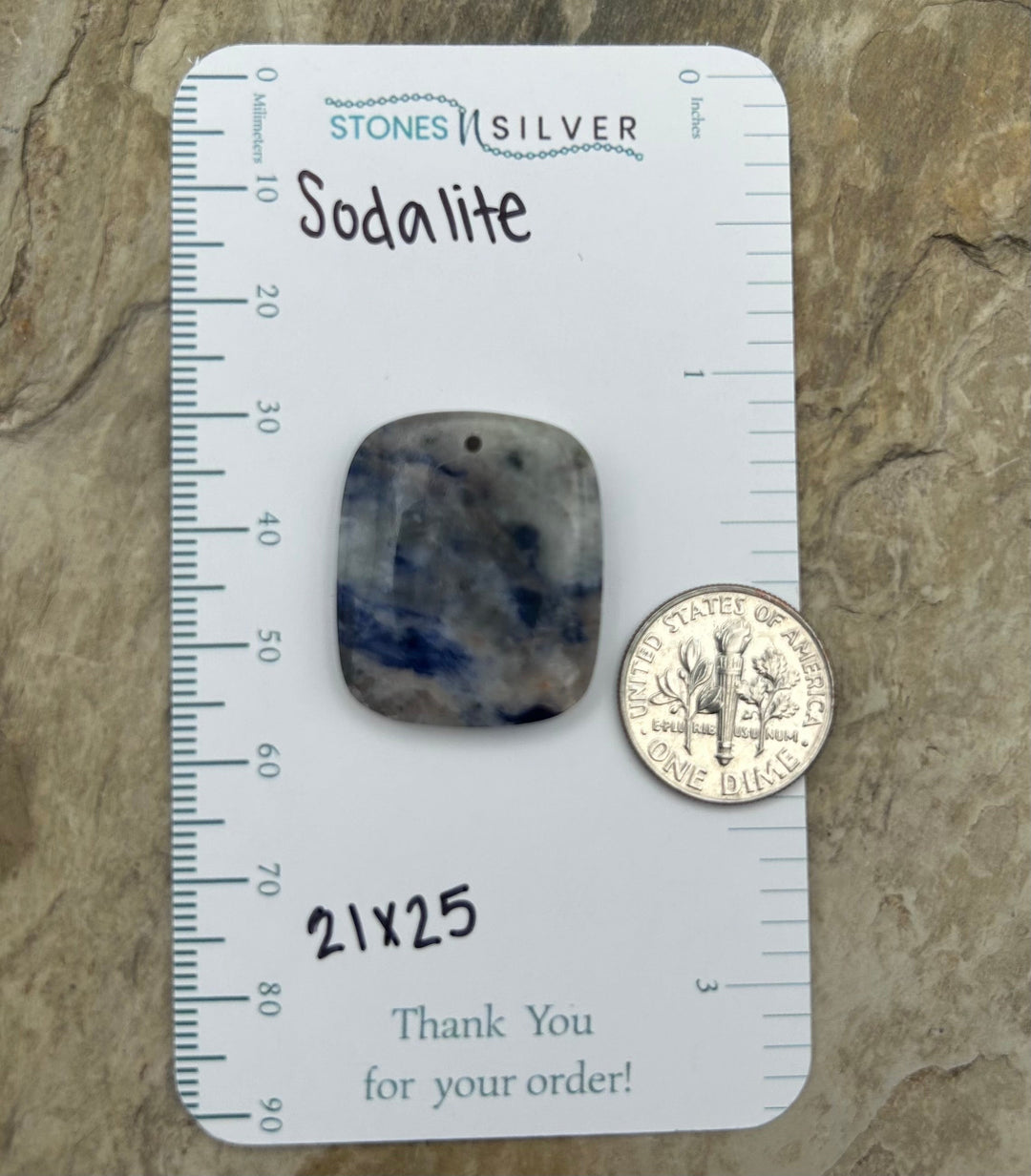 Sodalite Focal Pendant Bead 21x25 - Tourmaline