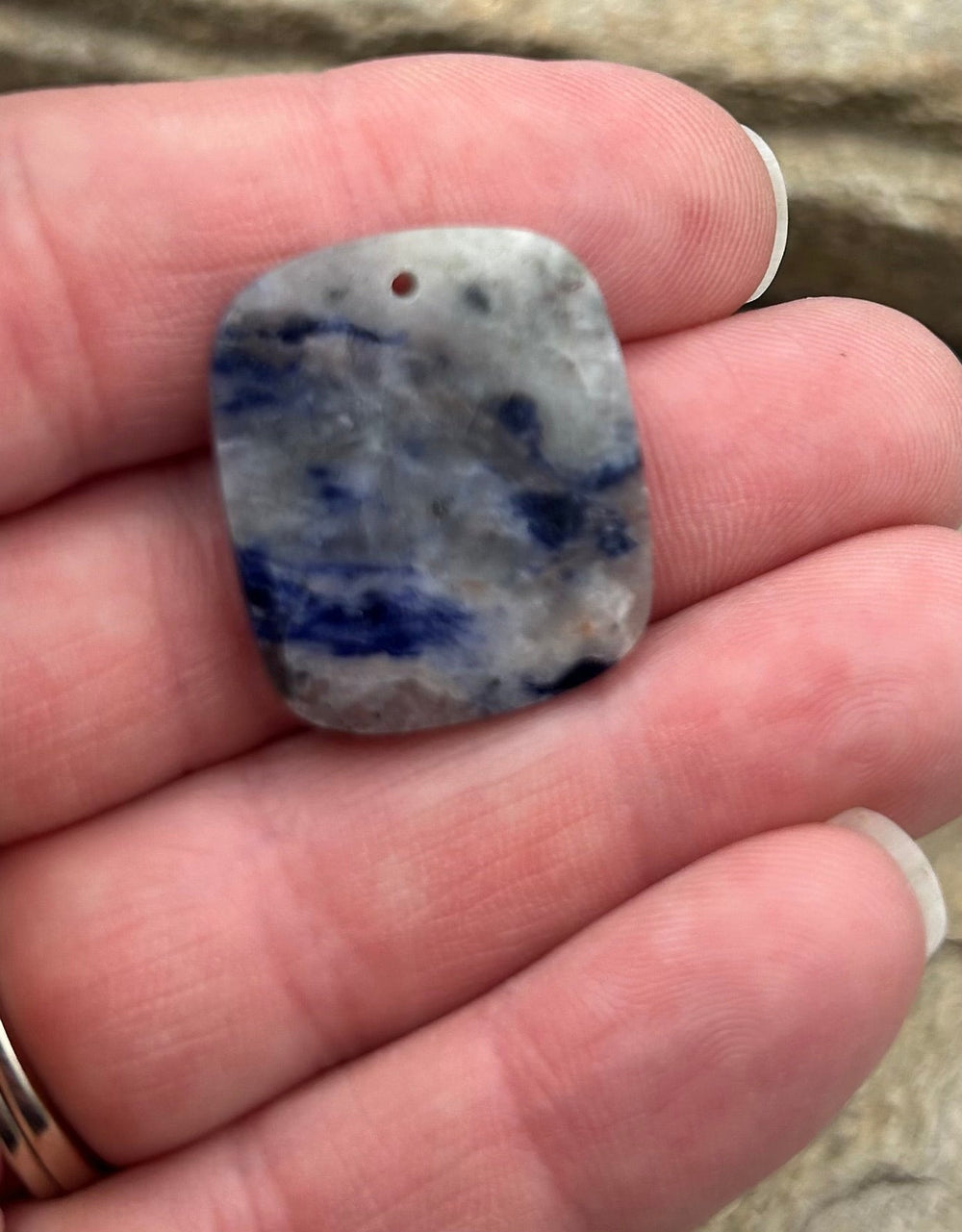 Sodalite Focal Pendant Bead 21x25 - Tourmaline