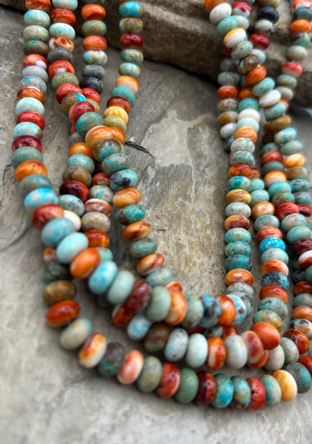 Spiny Oyster and Hubei Turquoise 8mm Rondelle Beads One 16