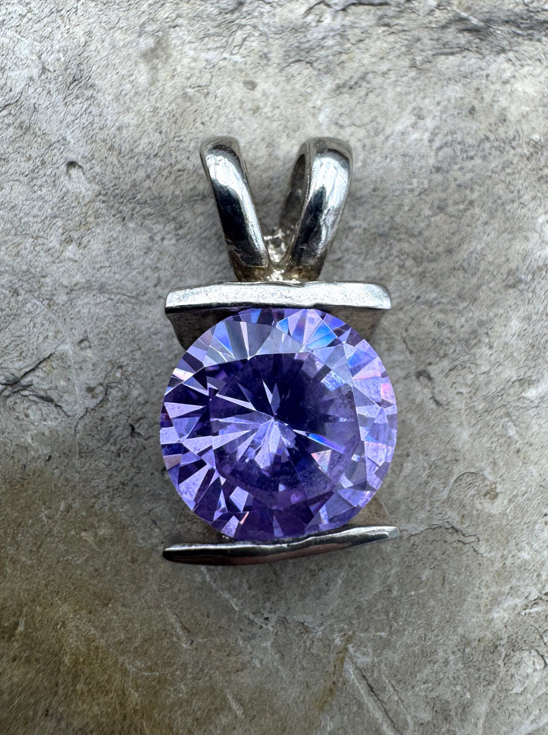 Sterling Silver Lavender Color Faceted Strone Pendant