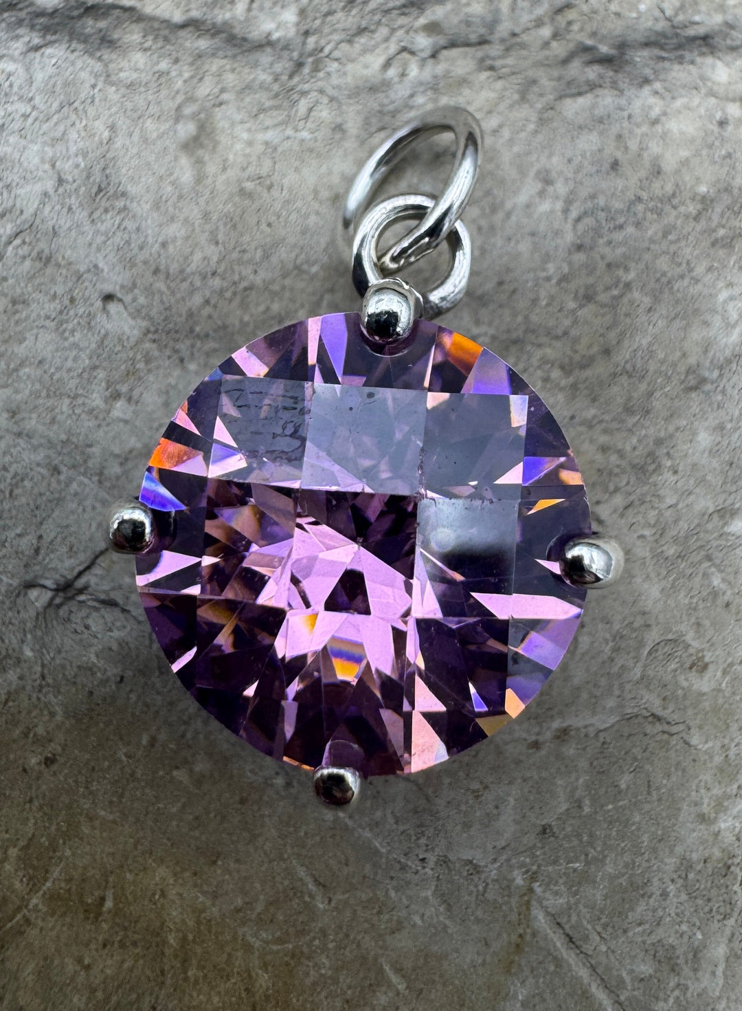 Sterling Silver Pink Faceted Strone Pendant 16x25x10mm