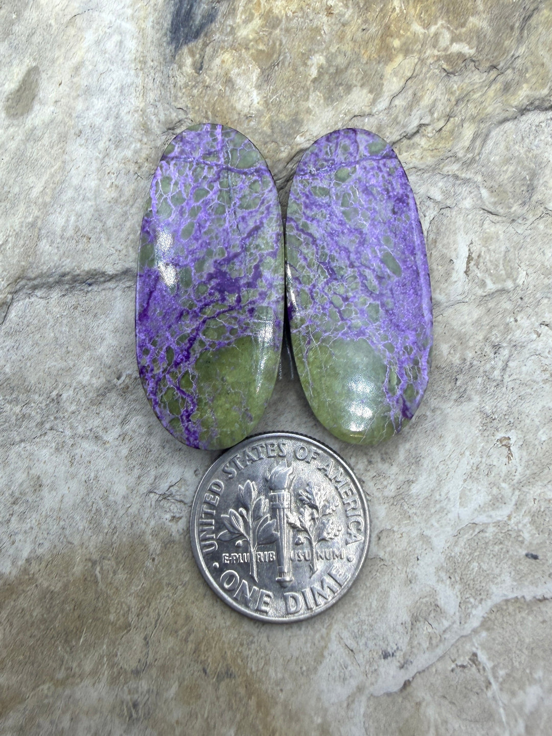 Stichite/Atlantisite (Australia) Teardorp Cabochon Matched