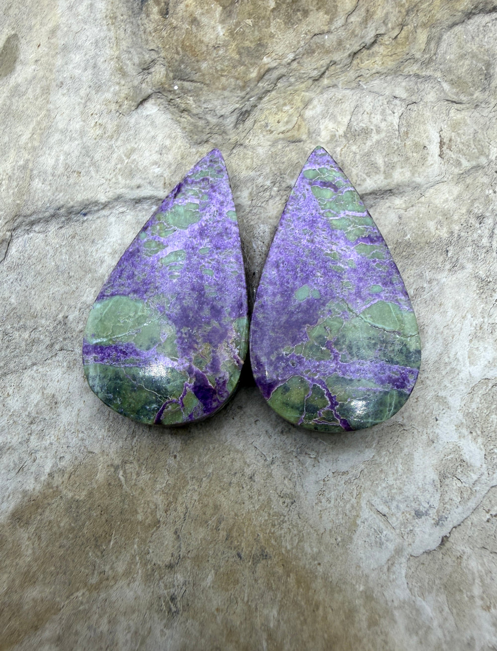 Stichite/Atlantisite (Australia) Teardorp Cabochon Matched