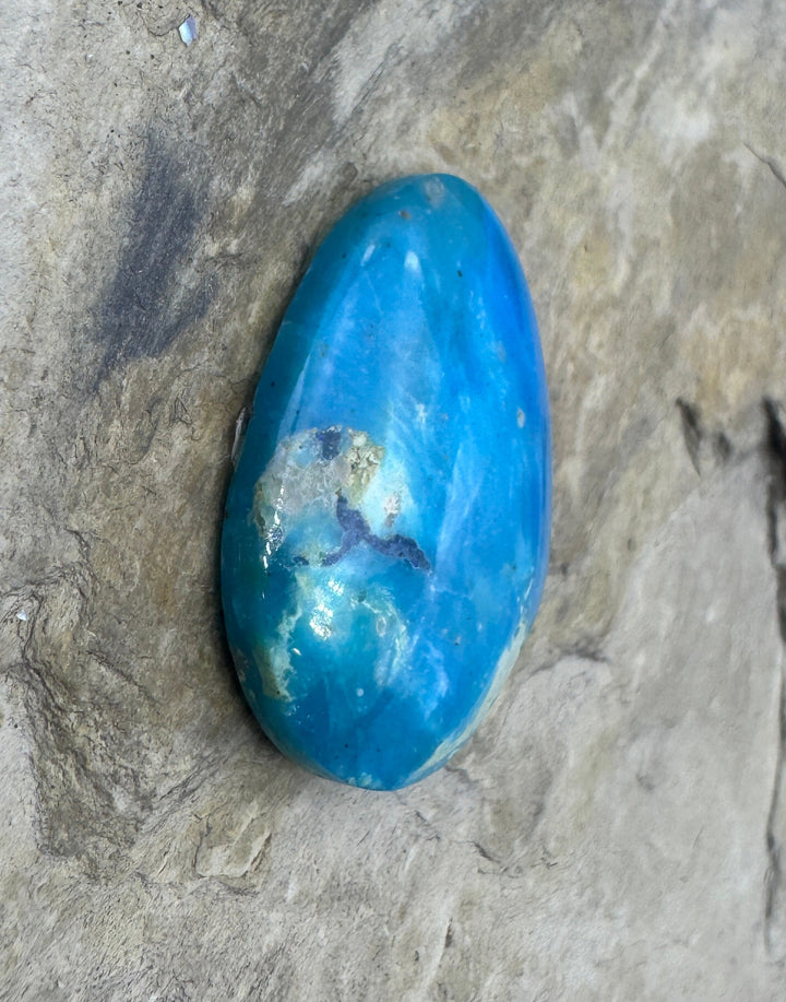 Top Quality Peruvian Blue Opal Designer Cabochon 22x31mm