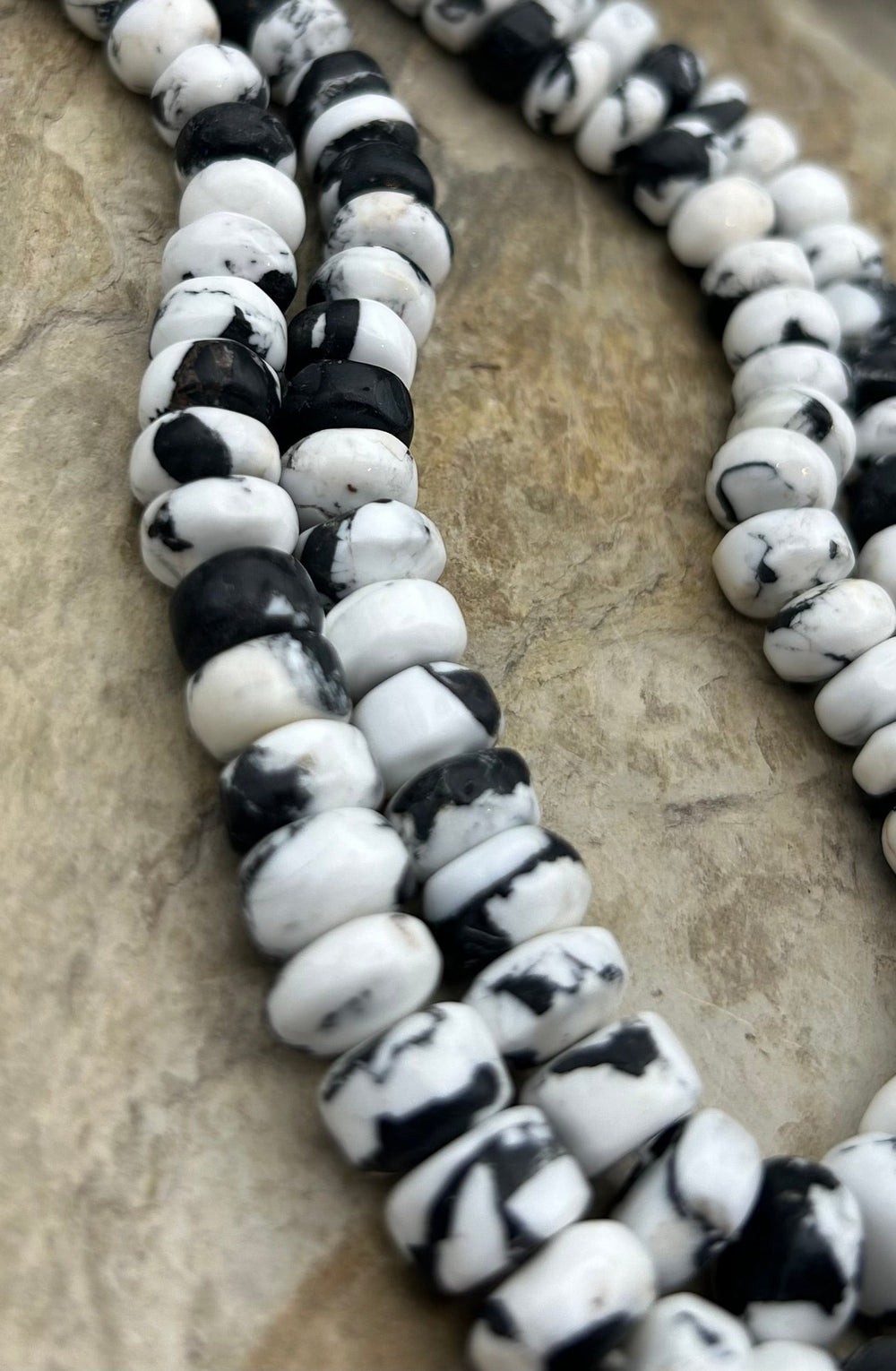 White Buffalo Kingman Composite Graduated Rondelle Beads