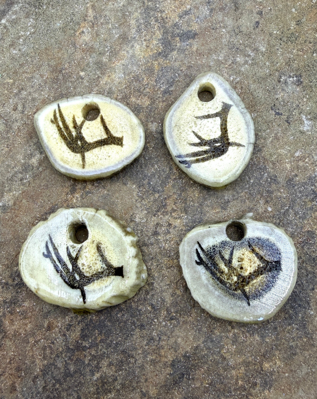 Whitetail Deer Lazer Engraved Antler Focal Pendant Bead