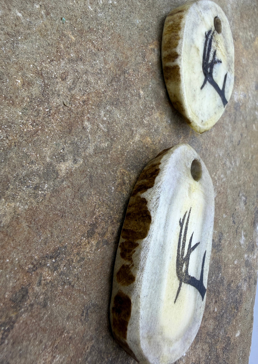Whitetail Deer Lazer Engraved Antler Focal Pendant Bead