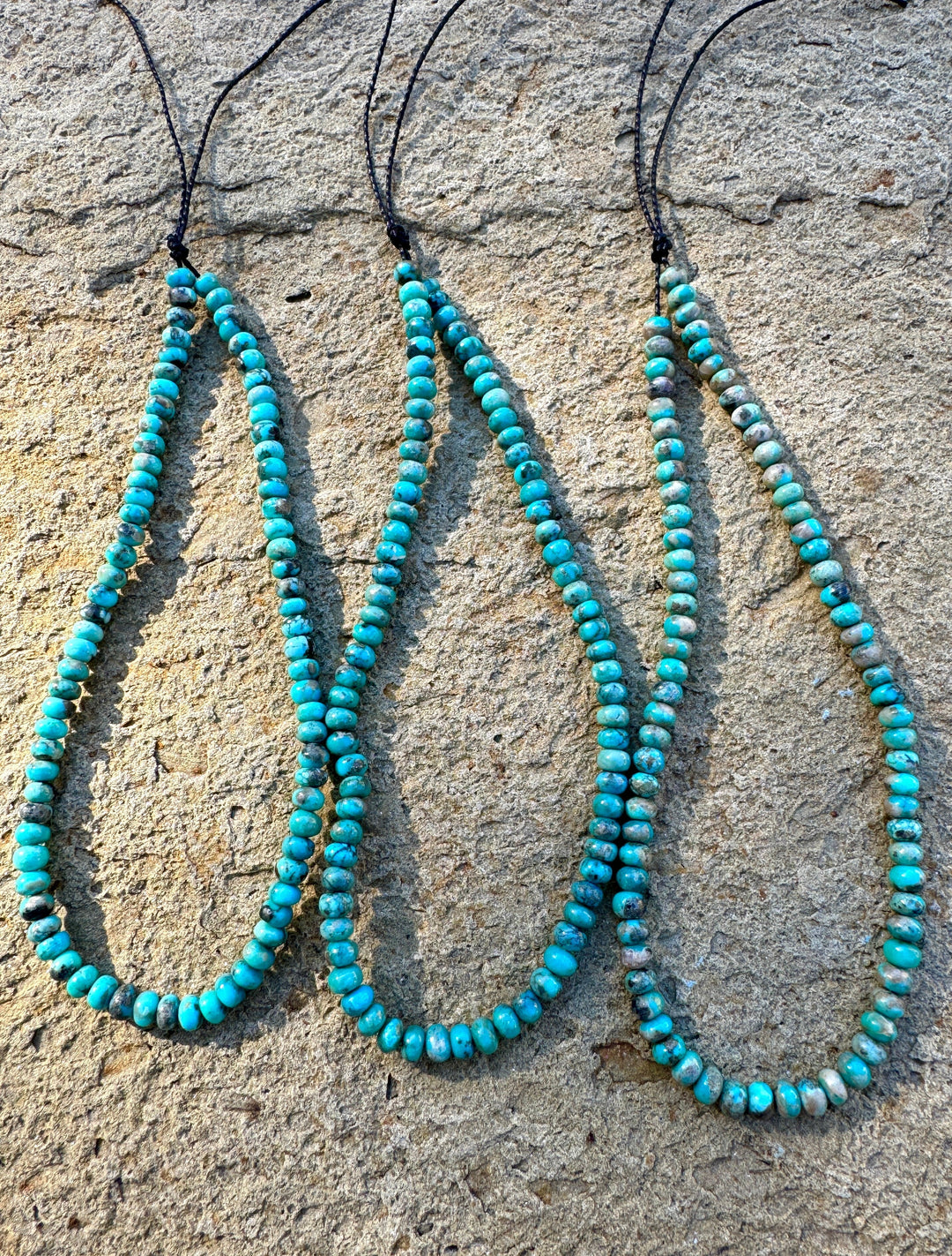Campitos (Mex) Turquoise 4mm Rondelle Beads (9 inch Strands)
